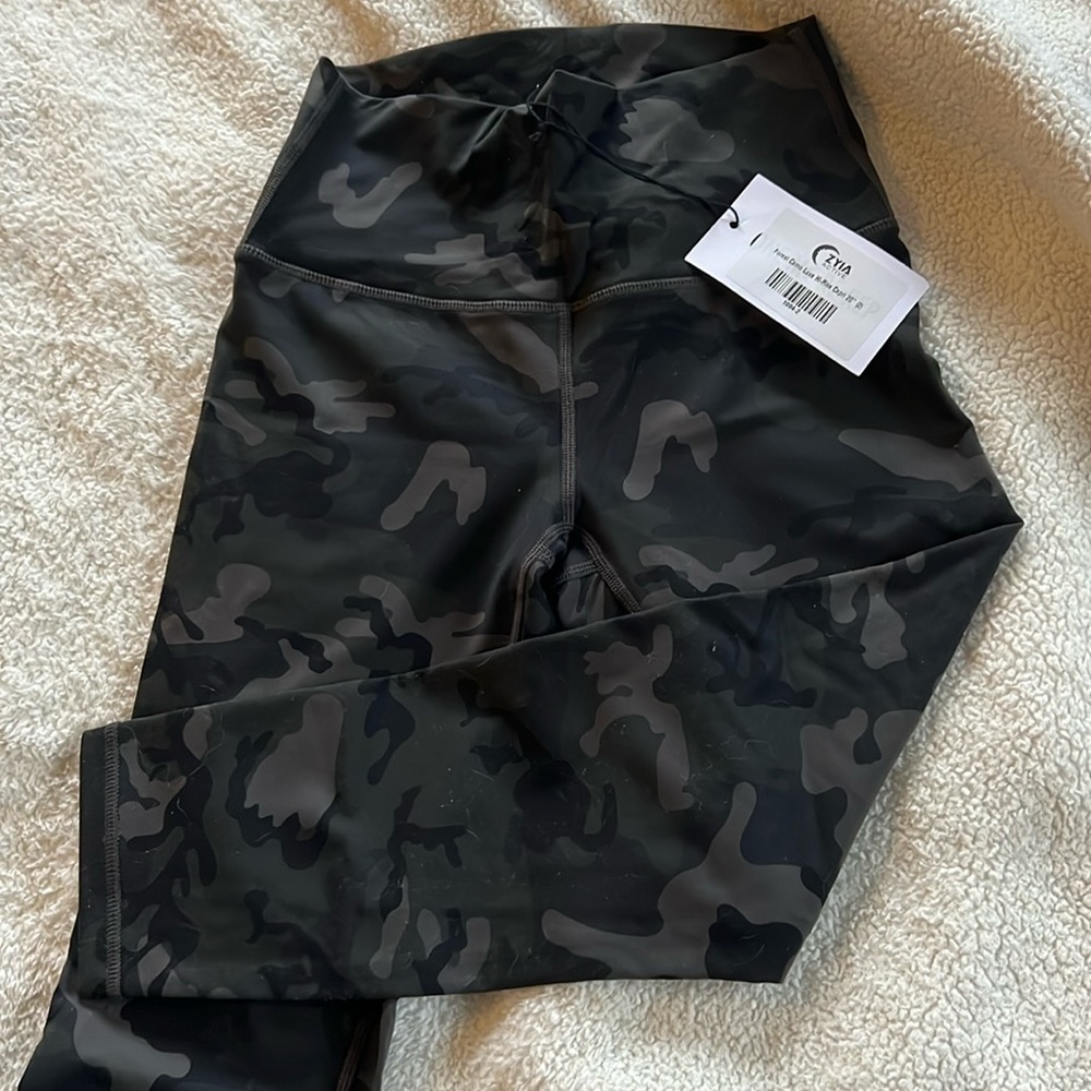 Forrest Camo Luxe Hi-rise Capri 20”